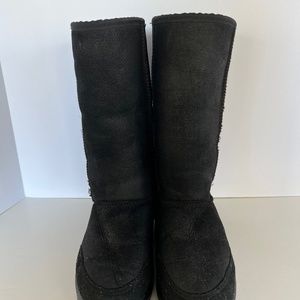 Gently Worn, Ultra Tall Black, Uggs, Size 7, Tasman Braid,  Style #5245